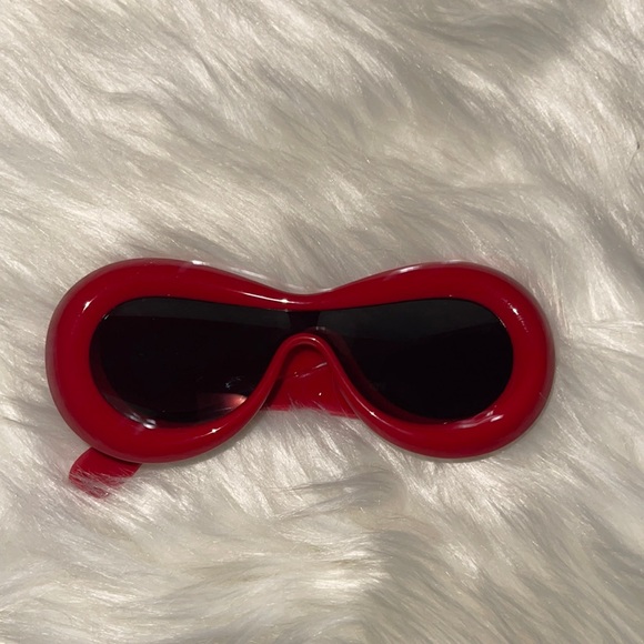 Red sunglasses (brand new) comes with a case. - Picture 2 of 2